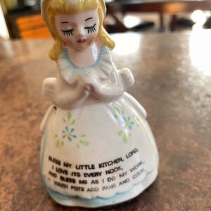 Charming Vintage Enesco Ceramic Kitchen Figurine Praying Mother Bell